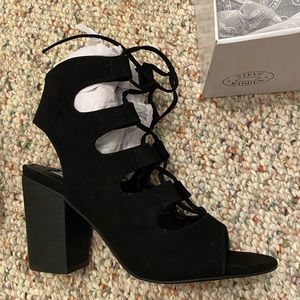 Steve Madden. Size 6.5. Black. Open Toe Heel. New in Box